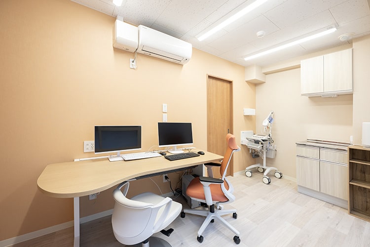 診察室2
